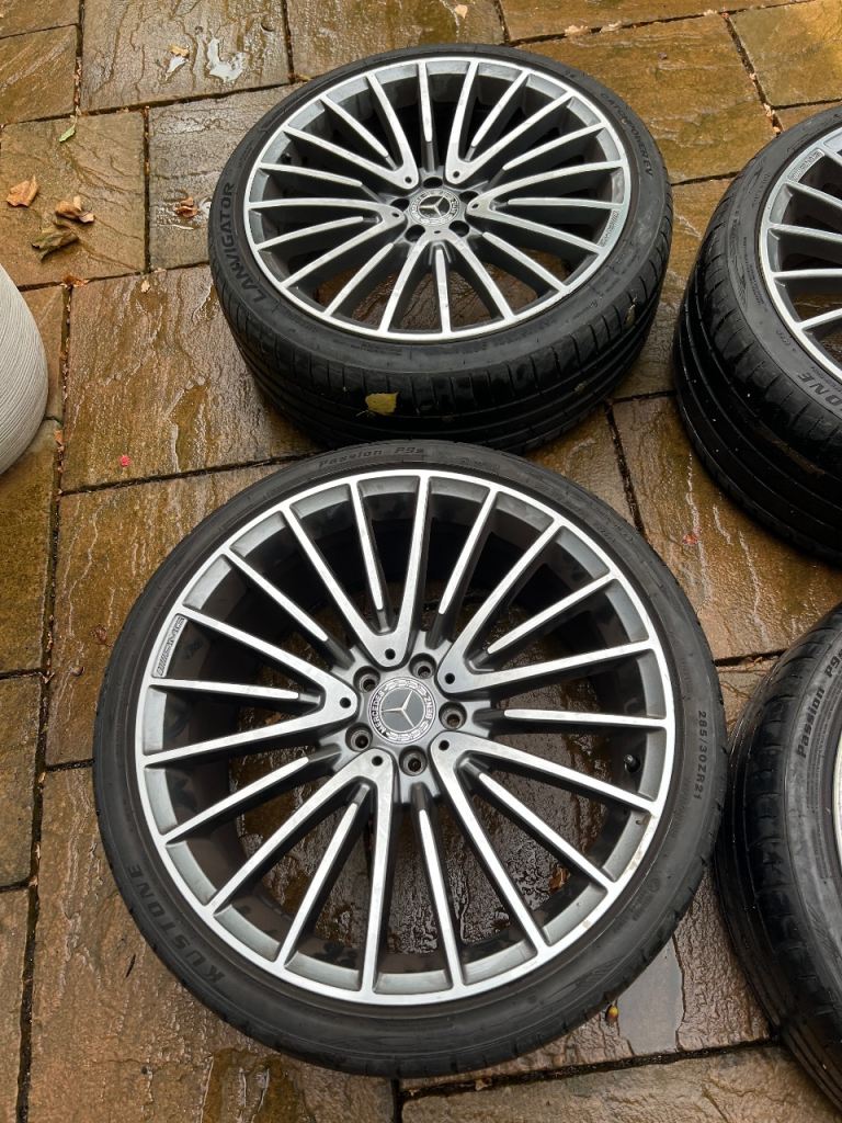 Mercedes 21 inch wheels original set of 4