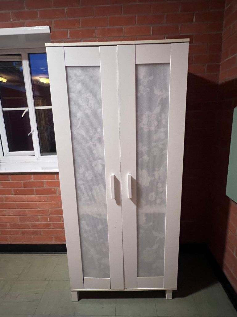 Cheap and Sturdy wardrobe 