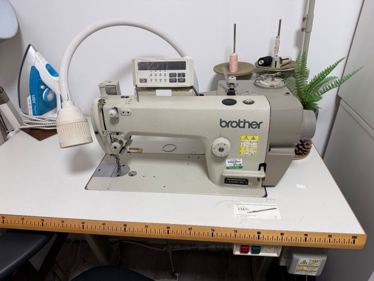 Brother S6200 403 industrial sewing machine with table 