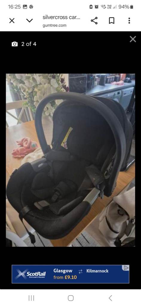 Silver Cross Car Seat with ISOFIX Base – Black, Good Condition