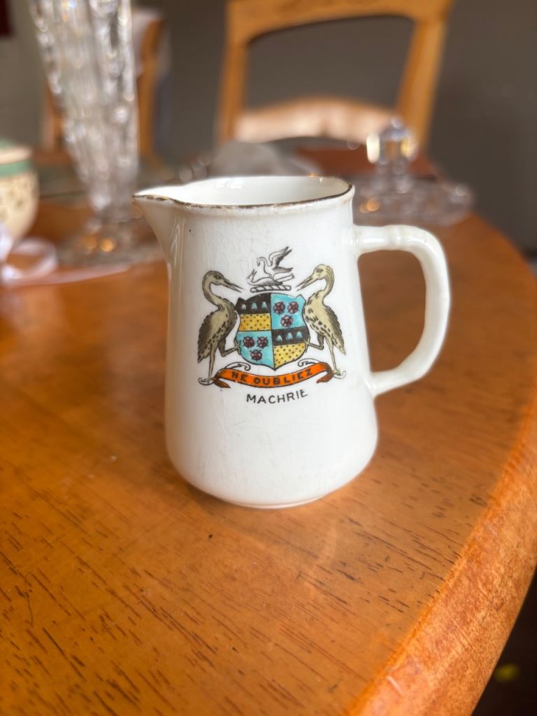 Vintage Machrie Crested Ware Miniature Jug – G&A Herald Series