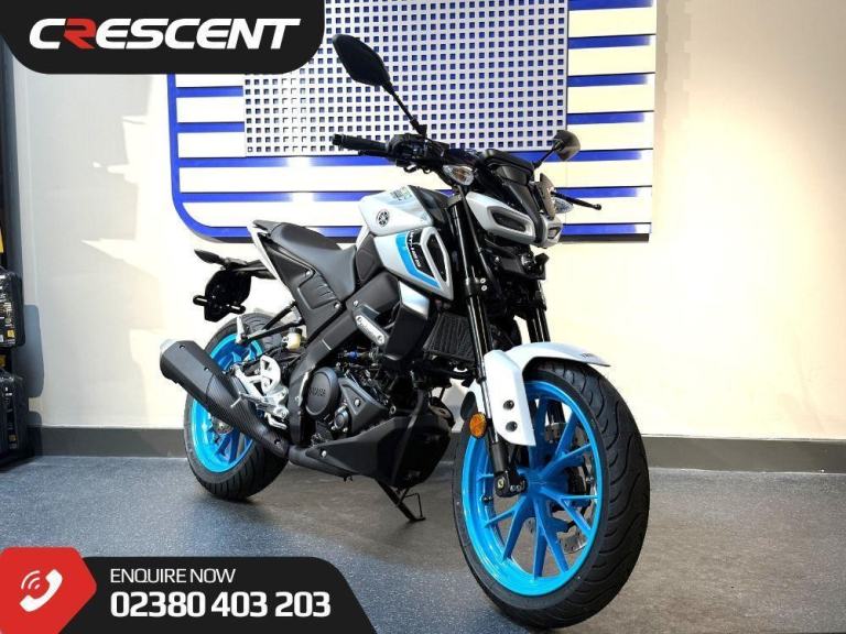 YAMAHA MT-125 IN ICE STORM - BRAND NEW - IN STOCK NOW - ACCESSORIES FITTED !
