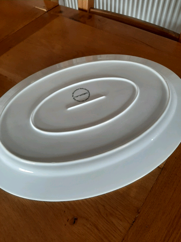 Oval serving plate 