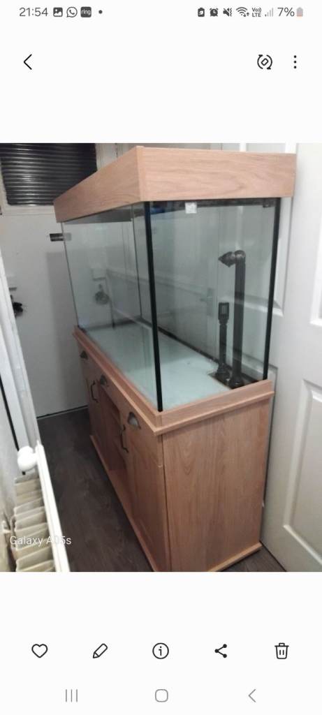 Fish tank 