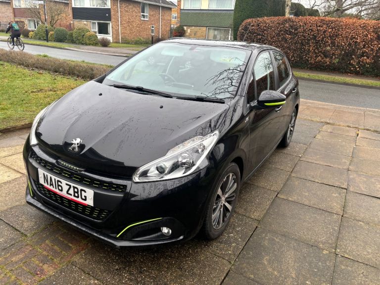 Peugeot, 208, Hatchback, 2016, Manual, 1199 (cc), 5 doors