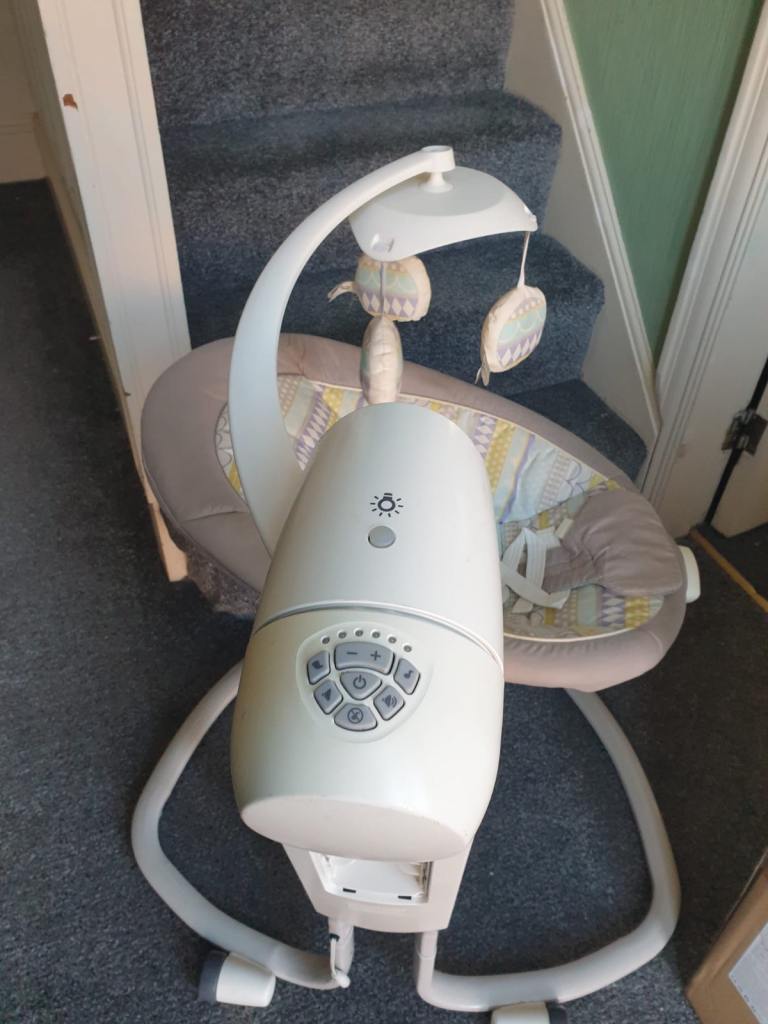 Baby Swing with Musical Mobile – Good Condition
