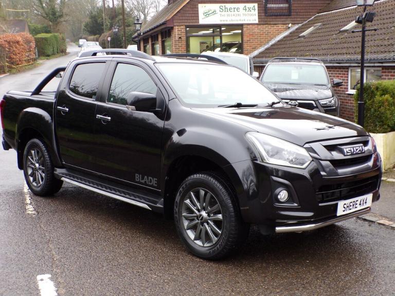 2019 Isuzu D-Max 1.9 TD Blade Pickup Double Cab 4dr Diesel Auto-Roller shutter/Style bar-NO Pick ...