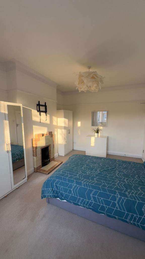 Spacious and Cosy Double Rooms for Rent in - SE13 6SY