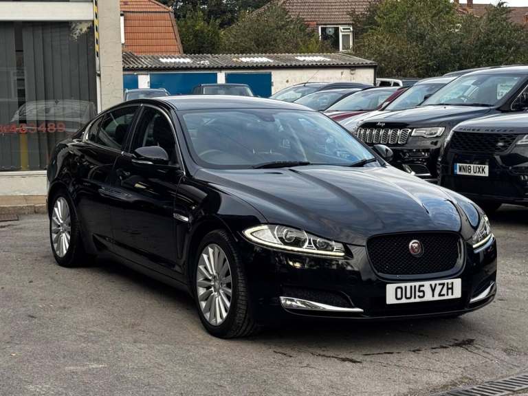 2015 Jaguar XF 2.2d [200] Luxury 4dr Auto SALOON DIESEL Automatic