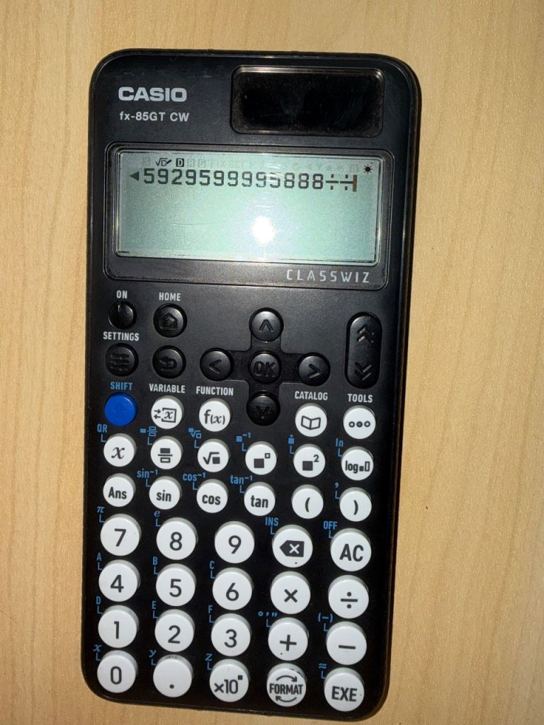 Casio fx-85GT CW Calculator (READ DESCRIPTION)