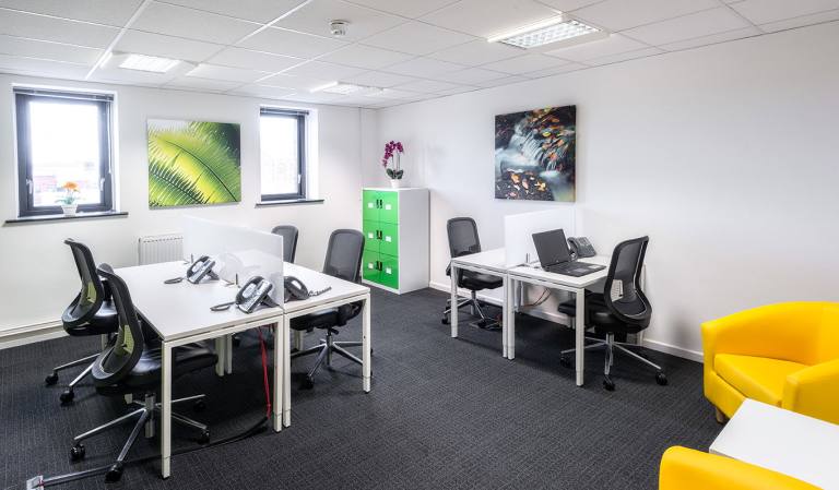 Gloucester - GL1 2FB \ Desk Rental in a Coworking Environment