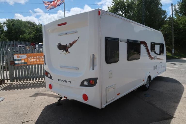 2017 SWIFT Astbury Major 4SB 