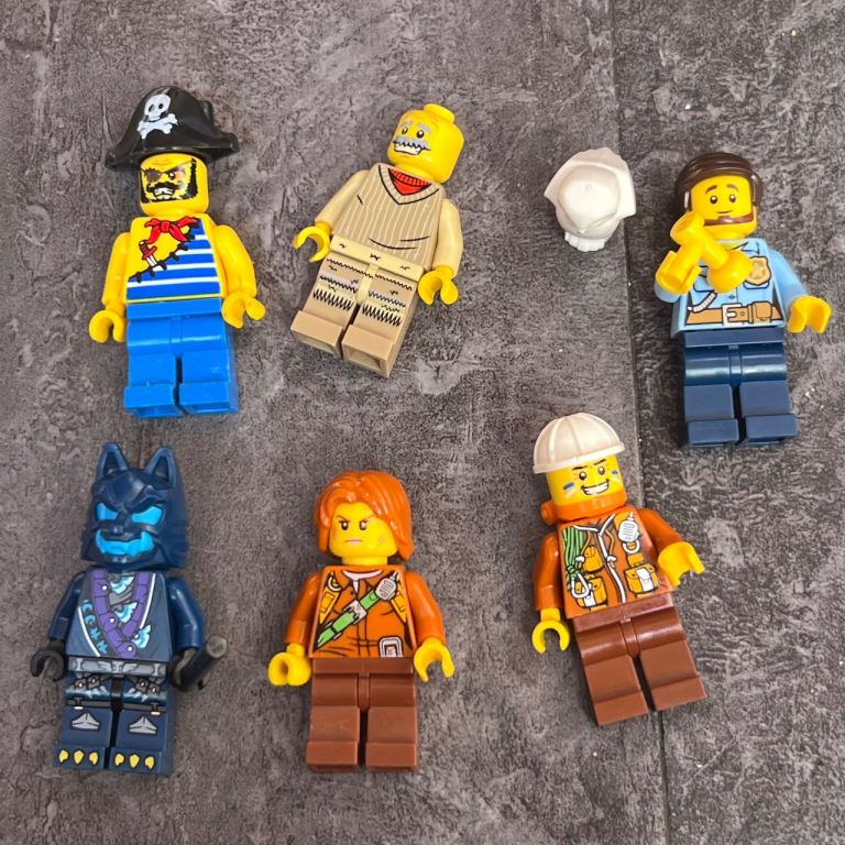 Job Lot of LEGO Minifigures & Parts – Good Condition