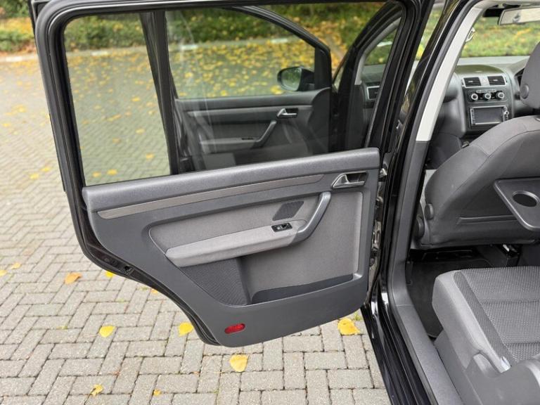 Volkswagen Touran 1.4 TSI SE DSG Euro 5 5dr