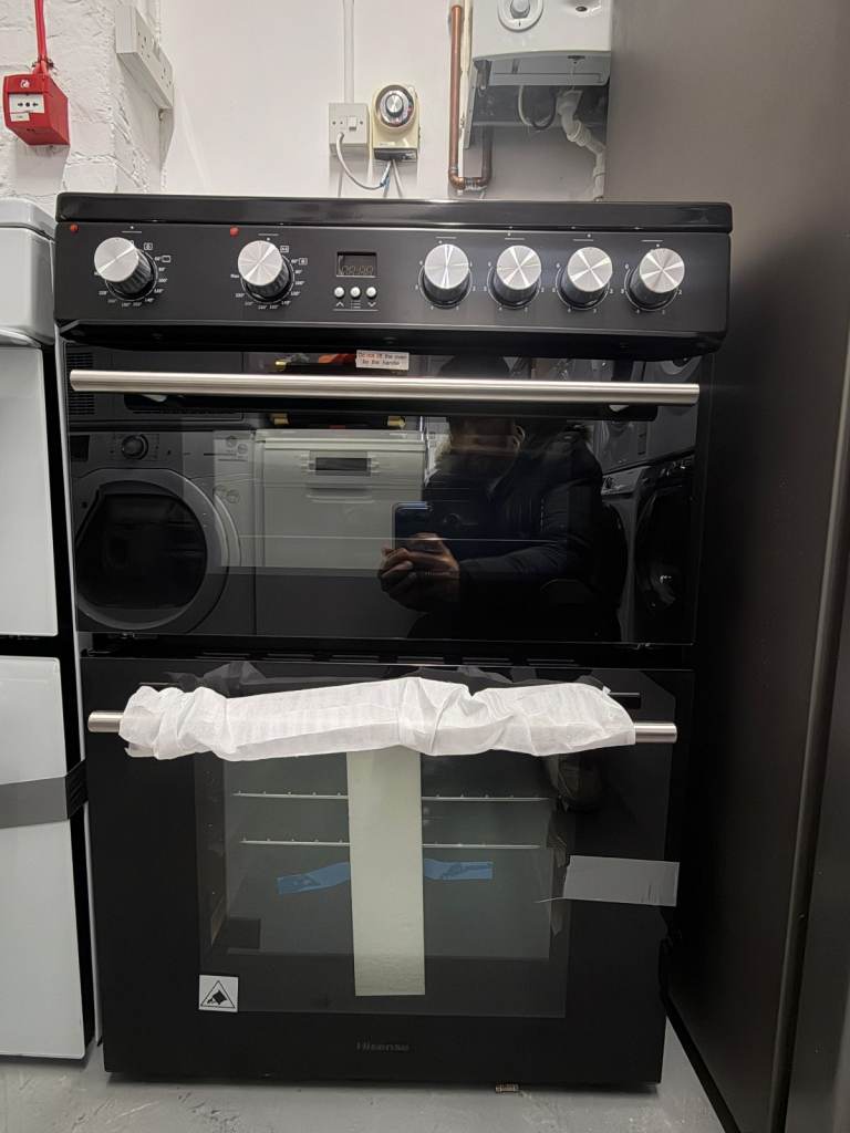 Hisense HDE3211BBUK 60cm Double Oven Electric Cooker – Black – New Grade A