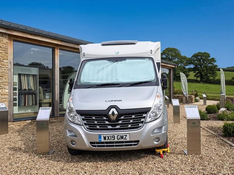 2019 Lunar Roadstar TI