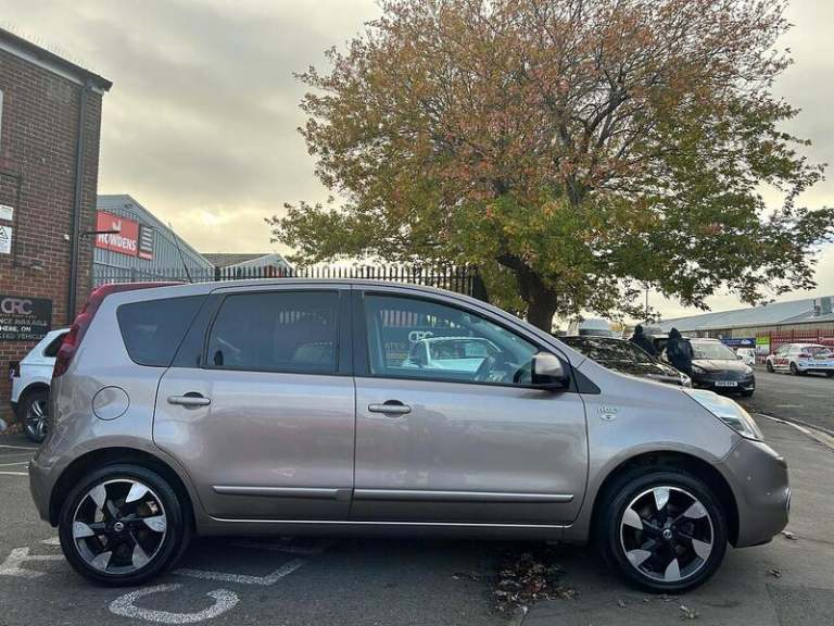 2012 Nissan Note 1.6 16V n-tec+ Hatchback 5dr Petrol Manual Euro 5 (110 ps) Hatchback Petrol Manual