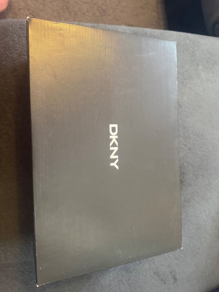 Women’s DKNY Trainers 