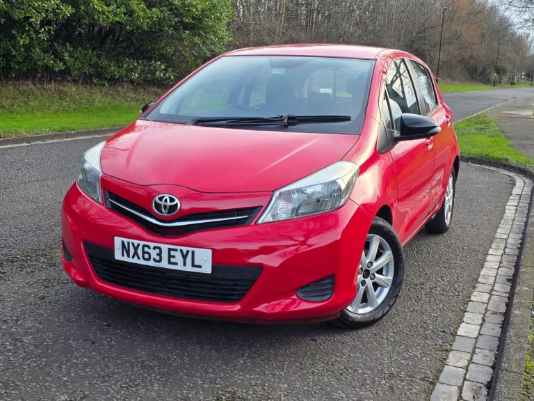 2013 Toyota Yaris 1.33 VVT-i TR 5dr HATCHBACK Petrol Manual