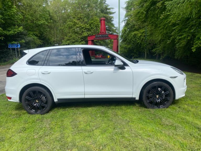 PORSCHE CAYENNE D V8 S TIPTRONIC S White Auto Diesel, 2013