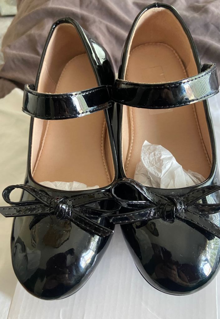 Black Patent  Girls Shoes