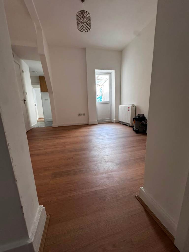 Ground floor one bedroom flat 