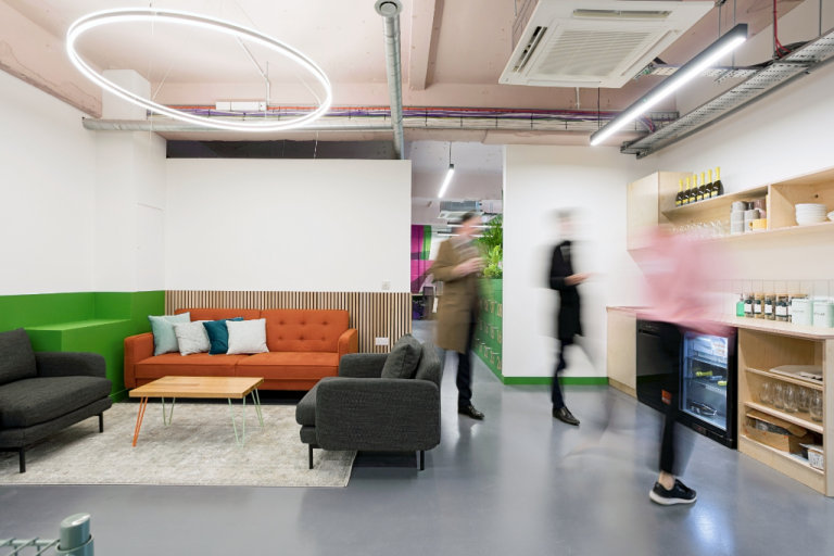 London - SW6 1EL, Find office space in HQ Effie Road for 1 person with everything taken care of