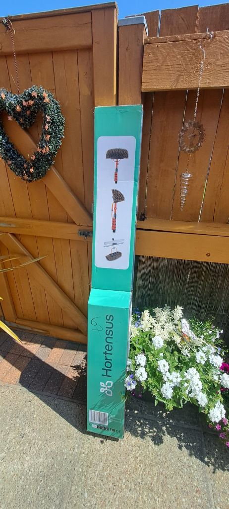 Hortensus telescopic window cleaner