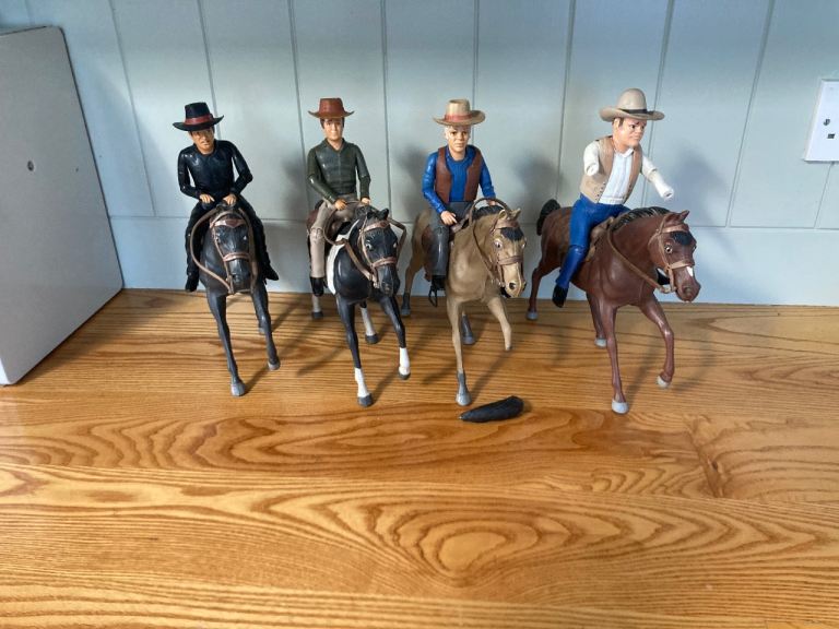 Bonanza figures and horses