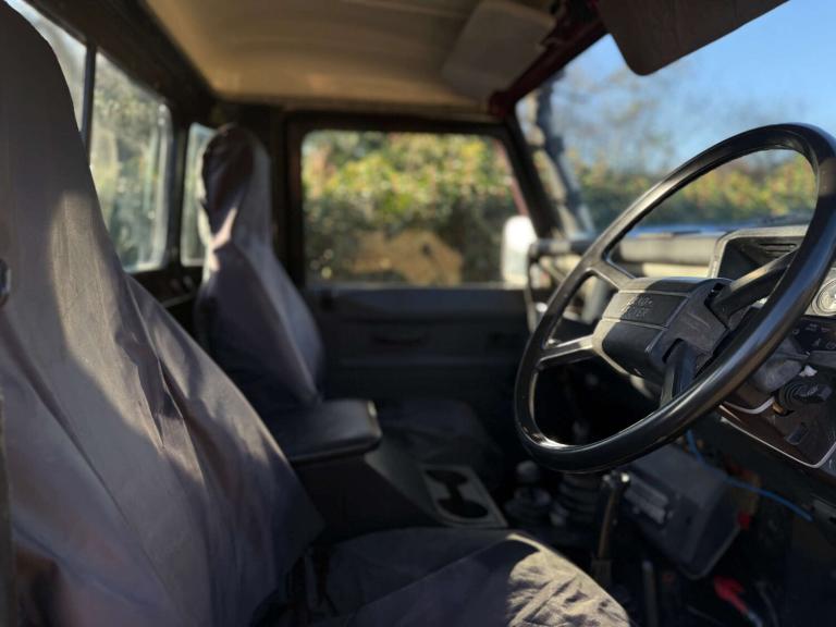 1990 Land Rover Defender 2.5 90 Defender Turbo Diesel 4WD 3dr Unlisted Diesel Manual