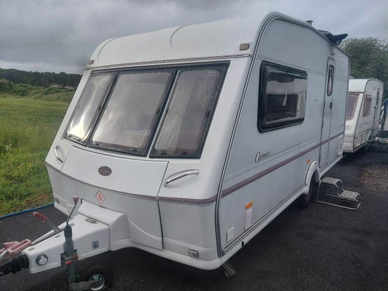 1999 BESSACARR 465 2 BERTH  LIGHT WEIGHT LARGE END BATHROOM