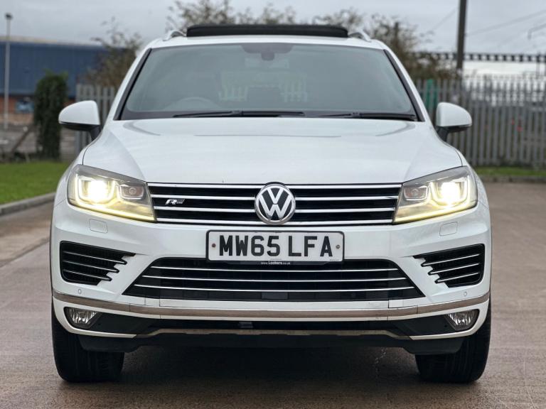 2015 Volkswagen Touareg 3.0 V6 TDI BlueMotion Tech 262 R-Line 5dr Tip Auto Euro 6 ESTATE Diesel A...