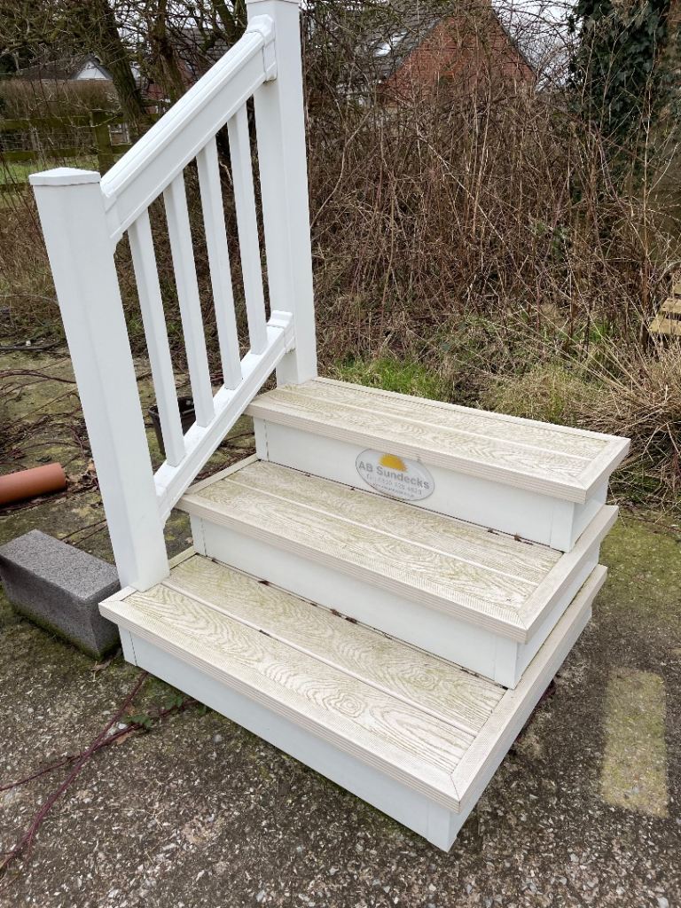 Sundeck static caravan steps with hand rail 