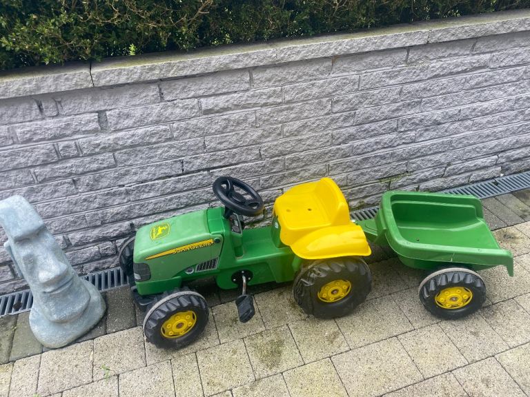 John Deere pedal tractor and trailer