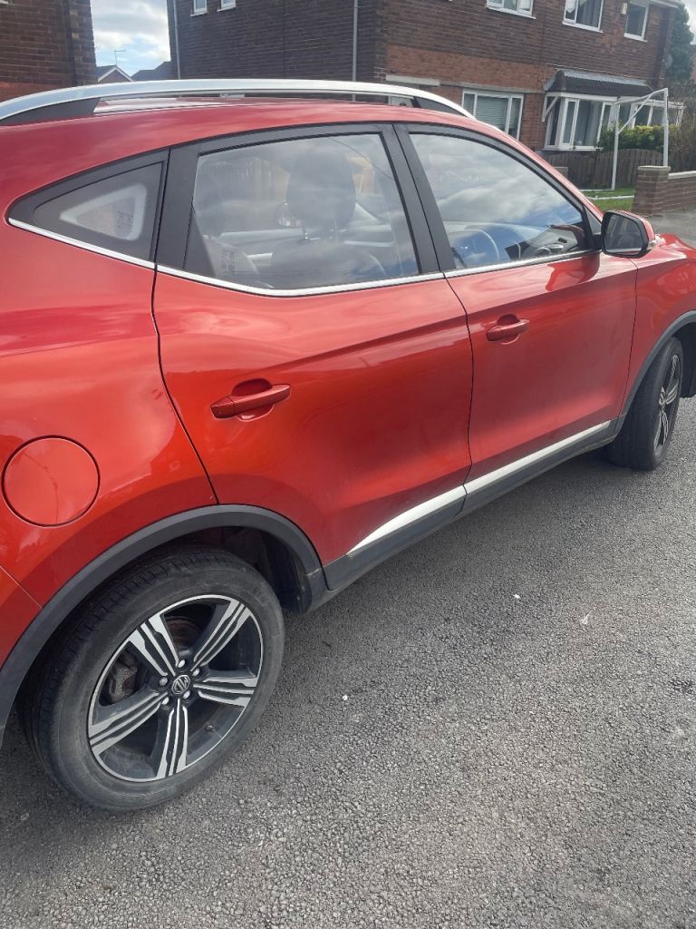 MG Motor UK, ZS, Hatchback, 2019, Semi-Auto, 999 (cc), 5 doors