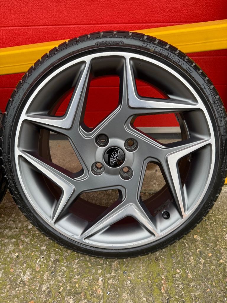 Ford Fiesta st 18” alloys