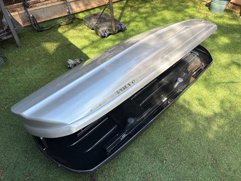 Genuine sleek Volvo branded roof box
