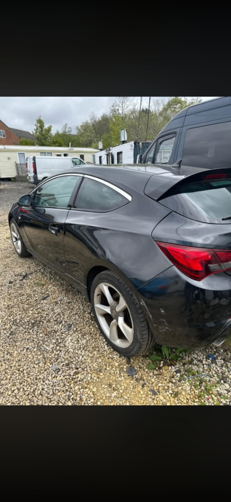 Vauxhall, ASTRA GTC, Hatchback, 2014, Manual, 1956 (cc), 3 doors