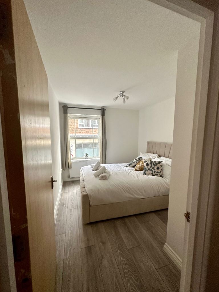 2 bed all bills included with parking Southsea 
