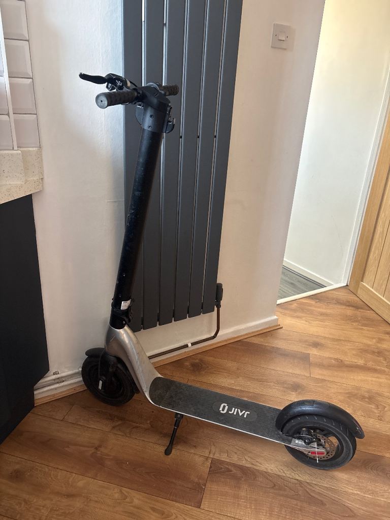 JIVR Electric Scooter – Grey, Good Condition
