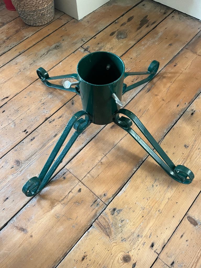Green Metal Christmas Tree Stand