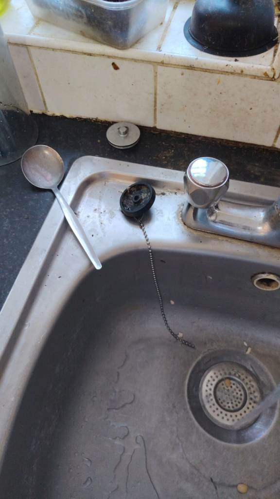 Emergency plumbing service