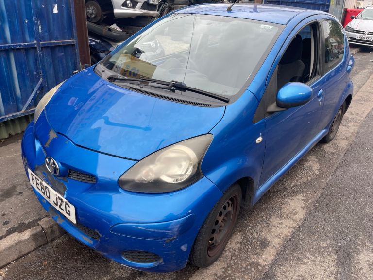 2010 Toyota Aygo 1.0 Petrol 5Speed Blue BREAKING parts 