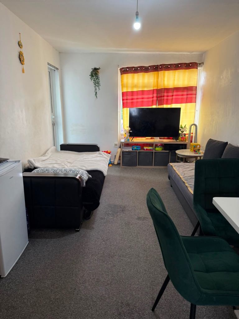 1 bedroom apartment to let in Limehouse 