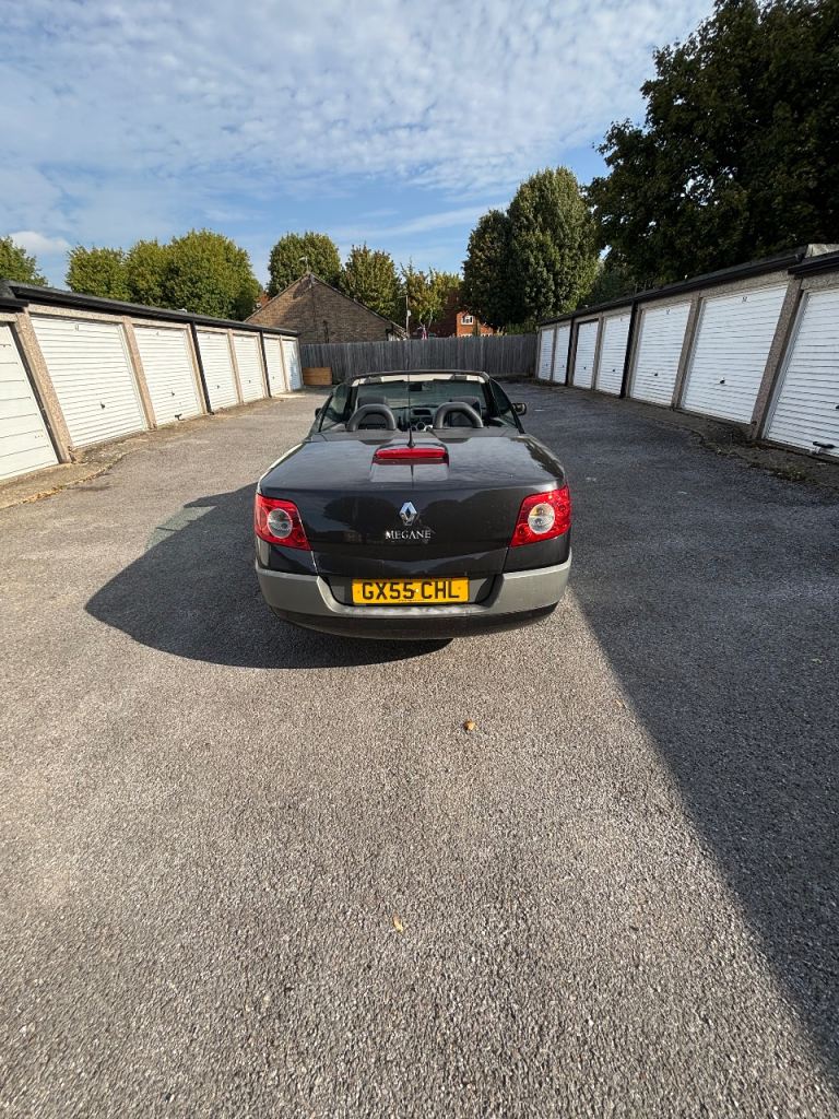 Renault, MEGANE, Convertible, 2005, Manual, 1598 (cc), 2 doors
