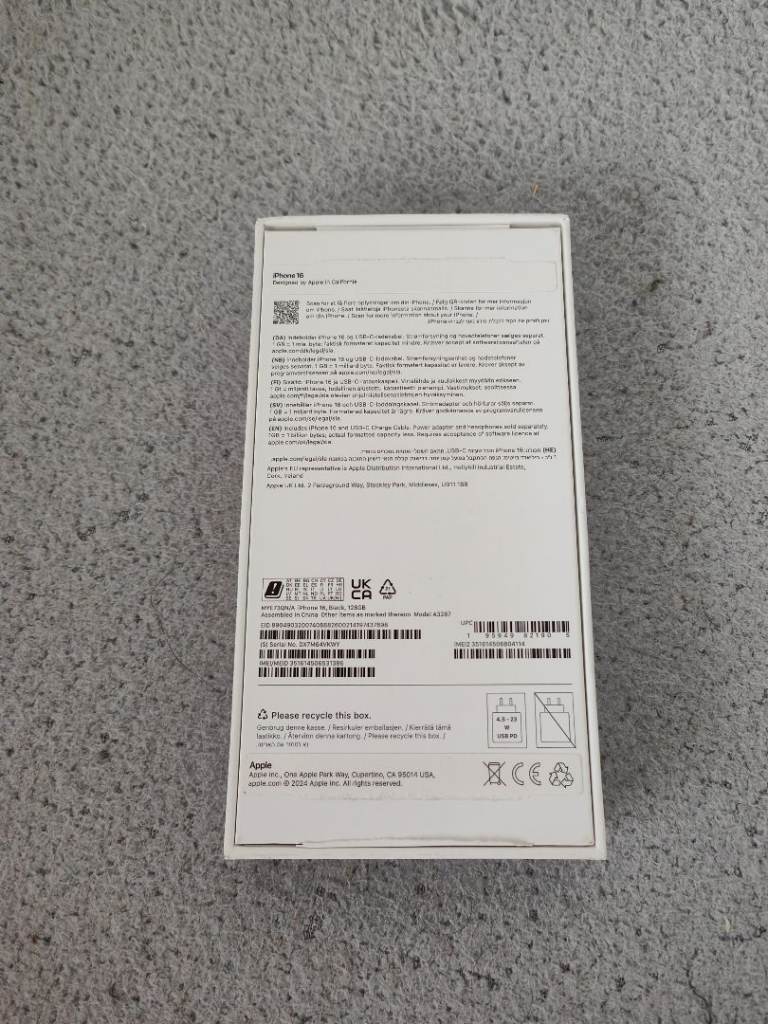 iPhone 16 empty box 