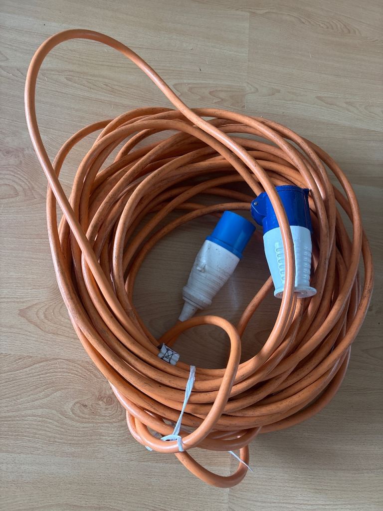 80ft 25 Metre Heavy Duty Camping Caravan Electric Hook up cable