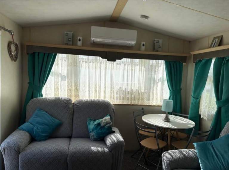 2 bedroom static caravan for rent