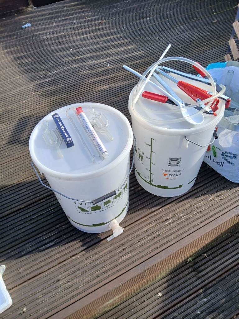 Home Brew Wine Making Equipment