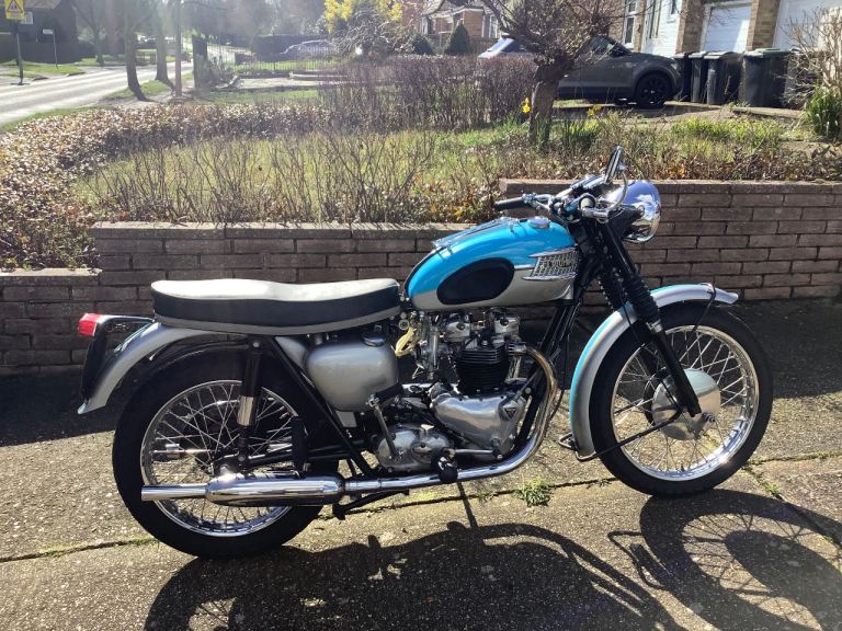 Triumph, BONNEVILLE, 1961, 650 (cc)